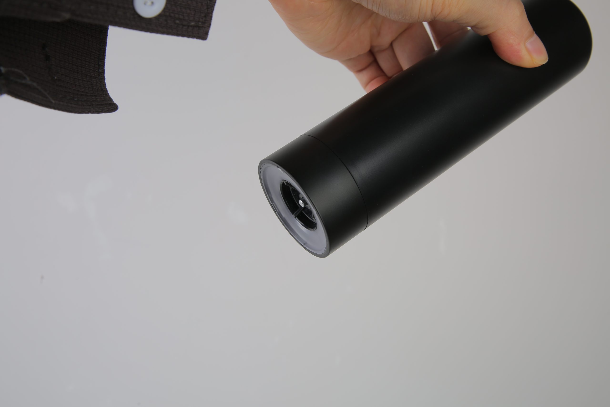 1Pc Electric Pepper Grinder USB Rechargeable Pepper Mill Automatic Salt Grinder With 6 Adjustable Coarseness LED Light 110ML Container One Hand Operation For Kitchen Essential - Image 6